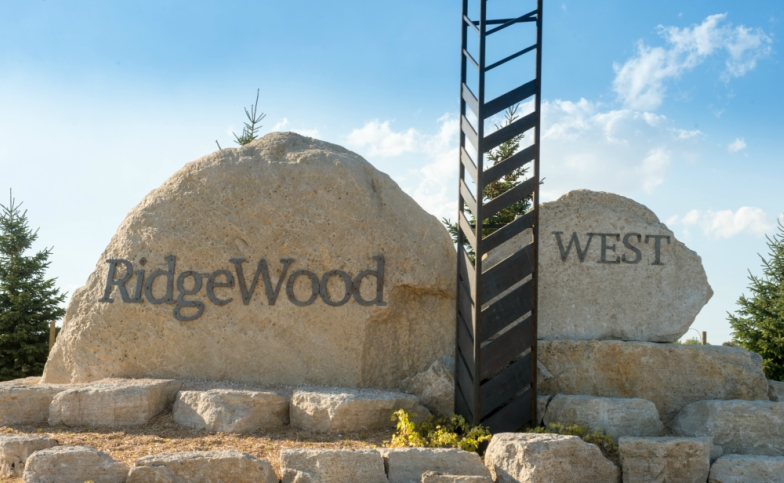 RidgeWood West - Feature Entrance Feature